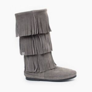 Minnetonka Moccasin 3-Layer Fringe Boot Grey women’s 78